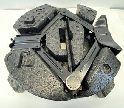 2013-2019 FORD ESCAPE SPARE TIRE SCISSOR JACK ASSY W/ FOAM TRAY CJC-17080AB OEM