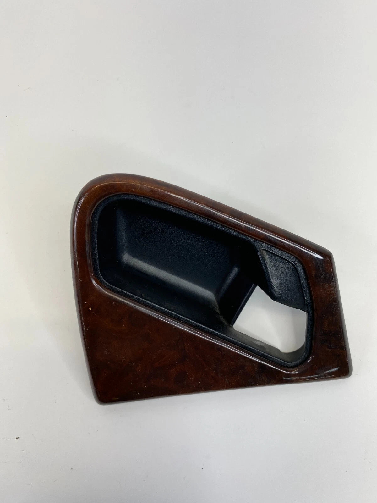 2000-2003 MERCEDES-BENZ ML320 REAR RIGHT INTERIOR DOOR HANDLE BEZEL A1637660264