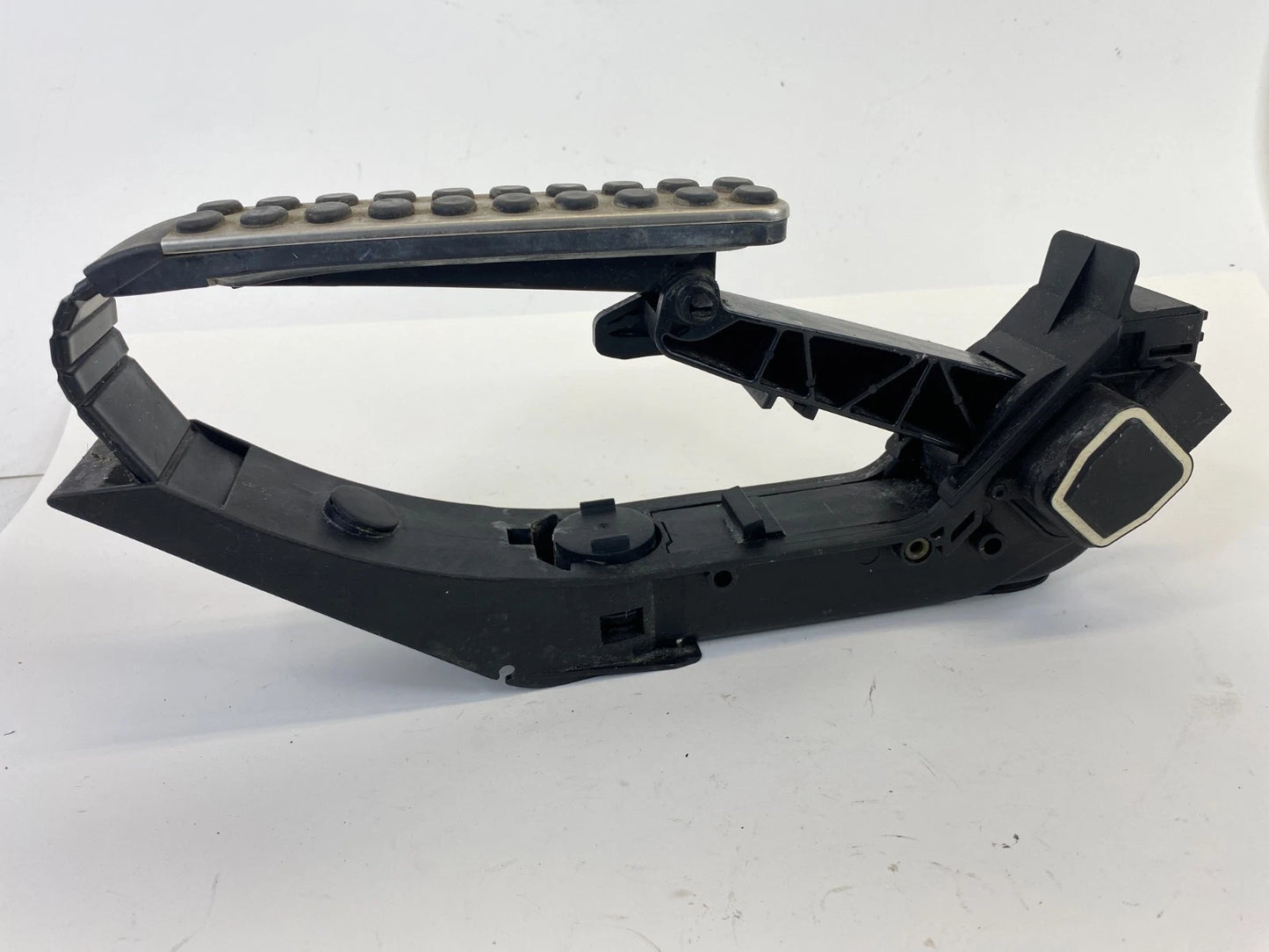 2007-2014 MERCEDES-BENZ CL550 5.5L GAS ACCELERATOR THROTTLE PEDAL TRAVEL SENSOR