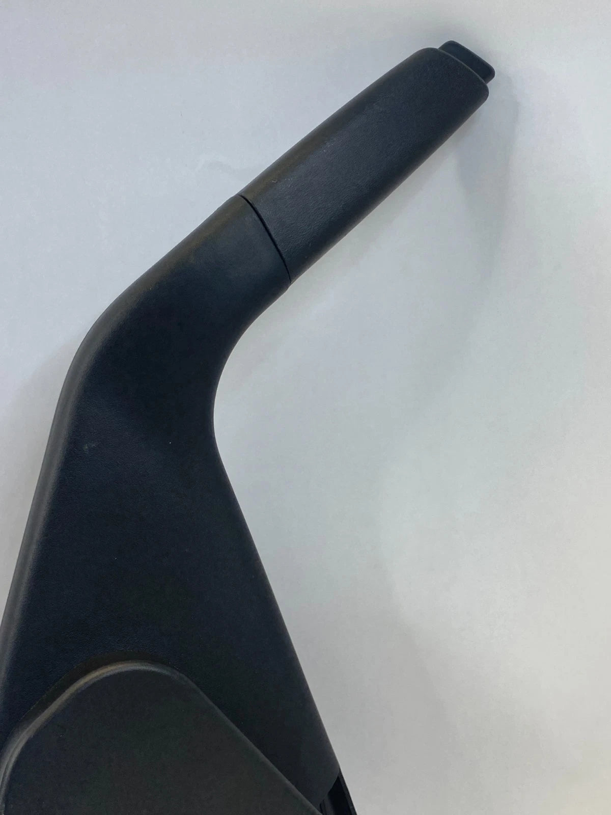 2006-2009 PONTIAC TORRENT 05-09 EQUINOX EMERGENCY PARKING BRAKE HANDLE LEVER OEM