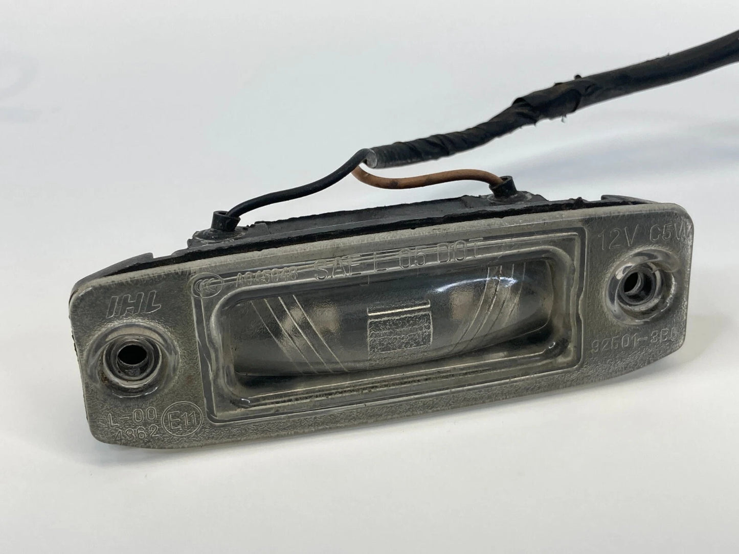 2006-2011 HYUNDAI ACCENT SEDAN LEFT & RIGHT LICENSE PLATE LIGHT LAMP OEM