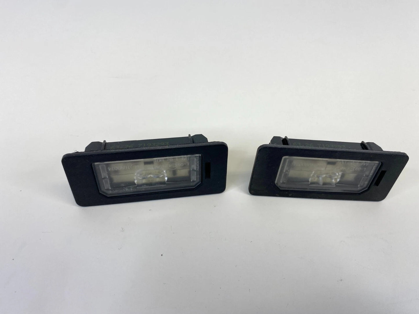 11-21 BMW X3 REAR TRUNK LID LICENSE PLATE LIGHT LAMP PAIR SET 63267193293 OEM