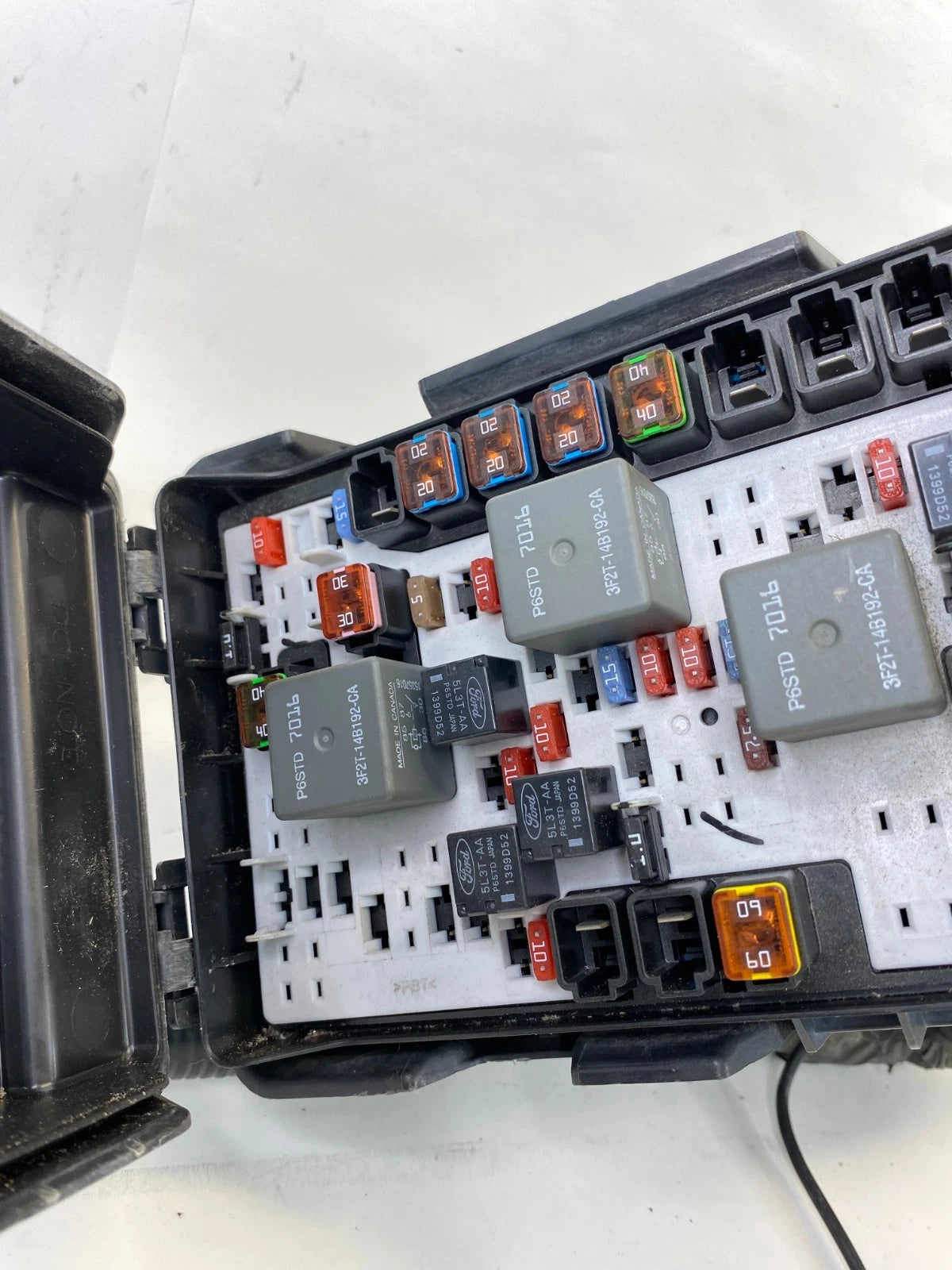 2007-2010 FORD EDGE ENGINE FUSEBOX FUSE BOX RELAY MODULE 7T4T-14536-CD OEM