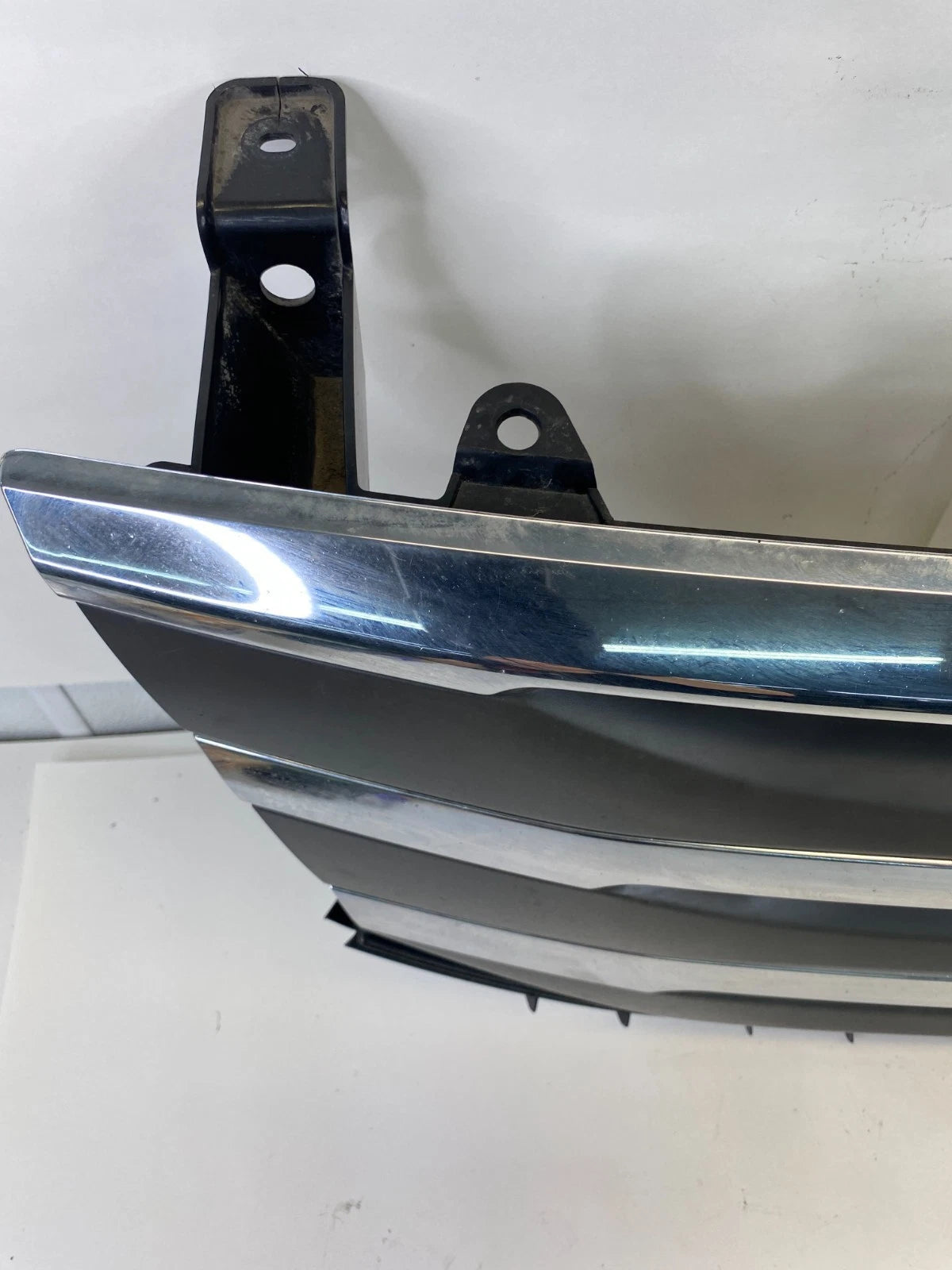 2011-2013 HONDA ODYSSEY FRONT BUMPER UPPER GRILL GRILLE ASSY 75101-TK8-A01 OEM