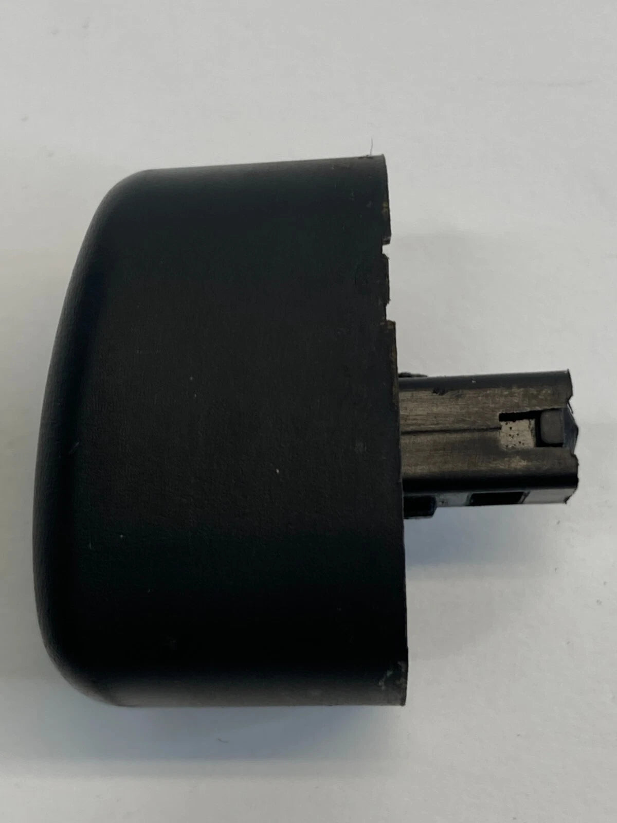 2007-2014 CHEVROLET SILVERADO 2500HD EMERGENCY HAZARD LIGHT CONTROL SWITCH OEM