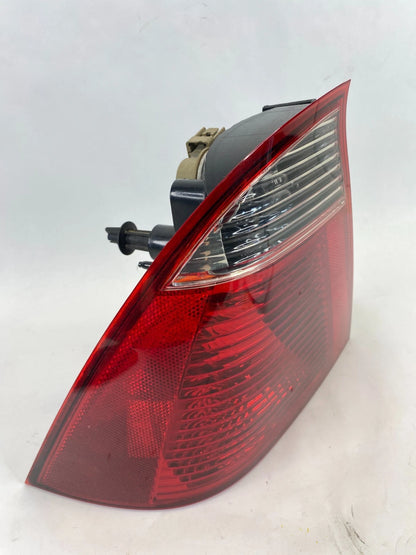 2005-2007 FORD FOCUS SEDAN LEFT DRIVER SIDE TAIL LIGHT LAMP ASSEMBLY OEM