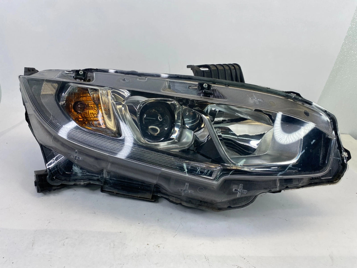 2016-2021 HONDA CIVIC RIGHT PASSENGER SIDE HALOGEN HEADLIGHT OEM 1EJ949782-02