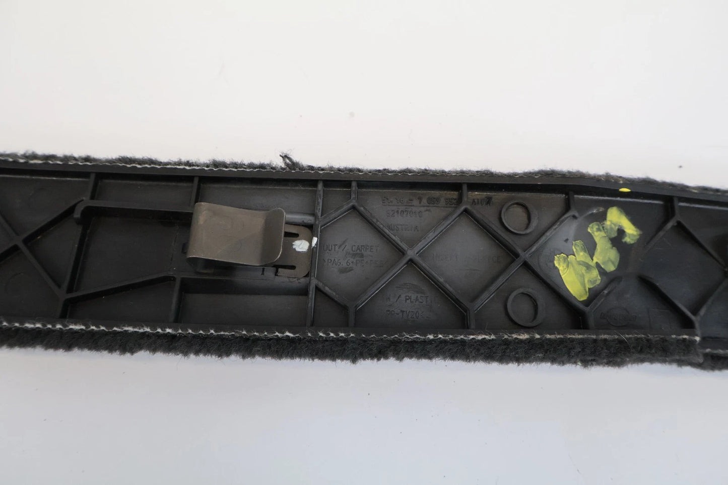 2008 BMW 535XI 08-10 BMW 535I RIGHT SIDE CENTER CONSOLE CARPET TRIM BEZEL COVER