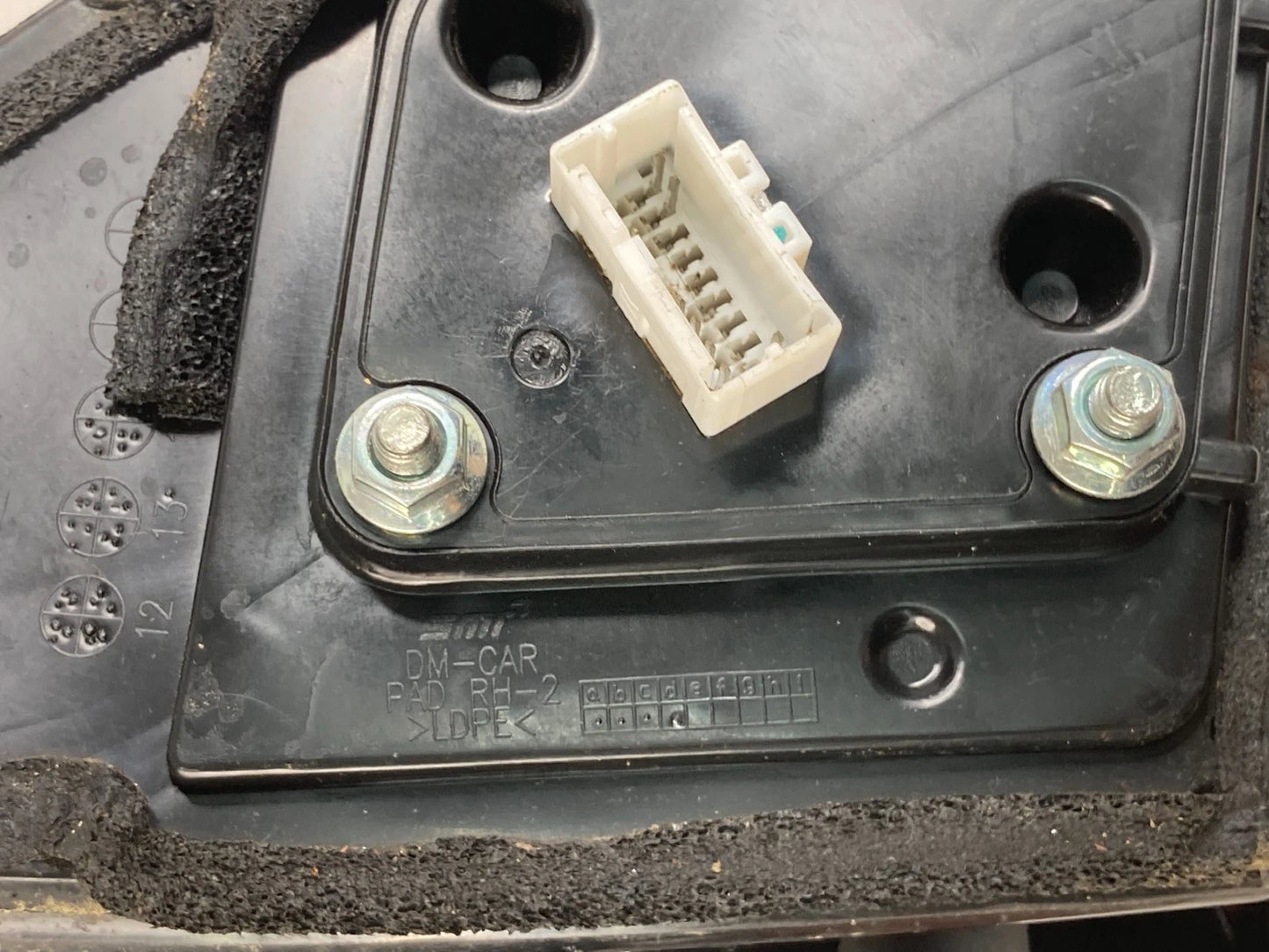 2014 2015 2016 Hyundai Santa Fe Right Side View Door Mirror E4024074 OEM