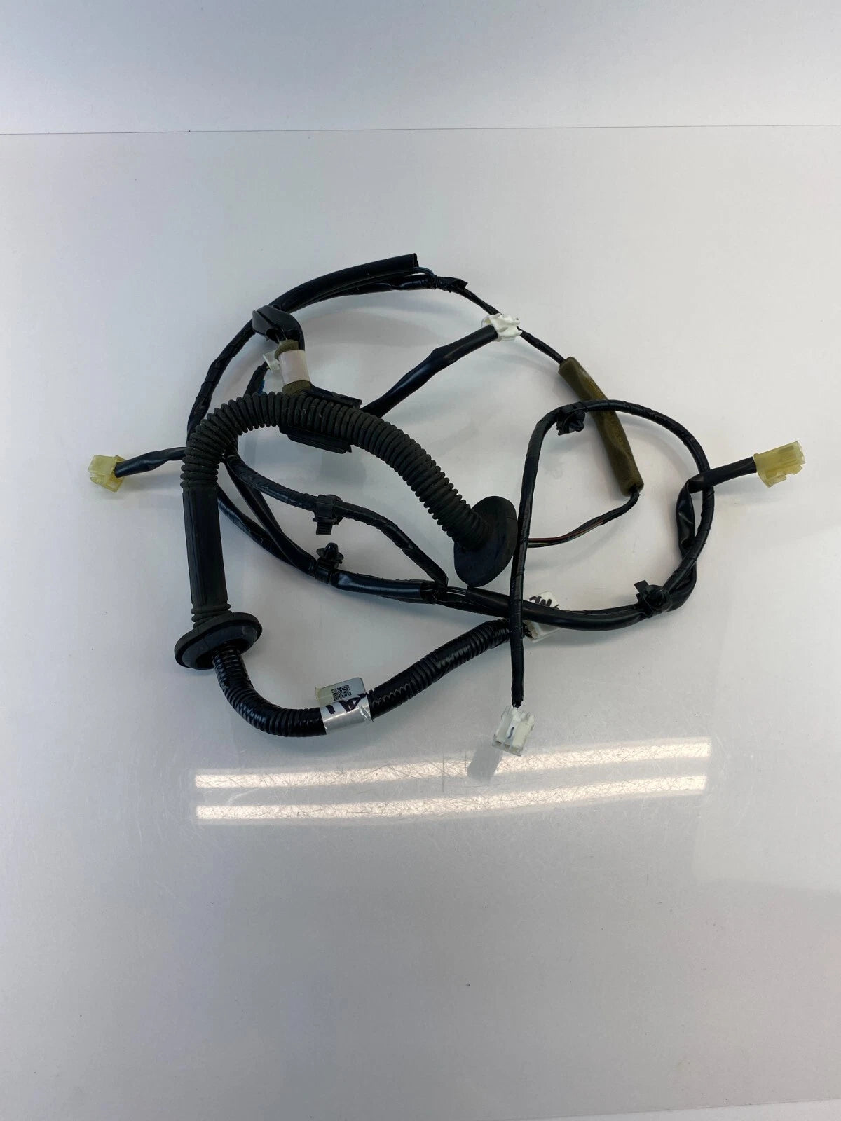 2010-2014 SUBARU LEGACY SEDAN REAR SEDAN TRUNK LID WIRE HARNESS ASSEMBY OEM