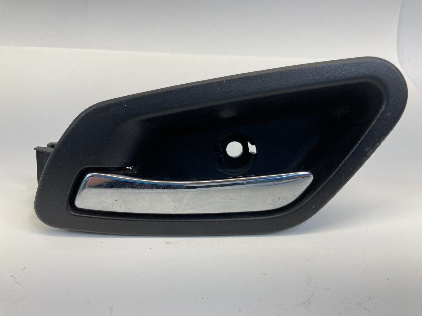 2005-2010 Pontiac G6 SDN Rear Left Side Inner Interior Door Handle 4140-1XXX OEM