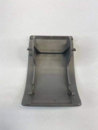06-11 HONDA CIVIC REAR DECK LID CHILD SEAT RESTRAINT ANCHOR COVER 884501-SNA-A01