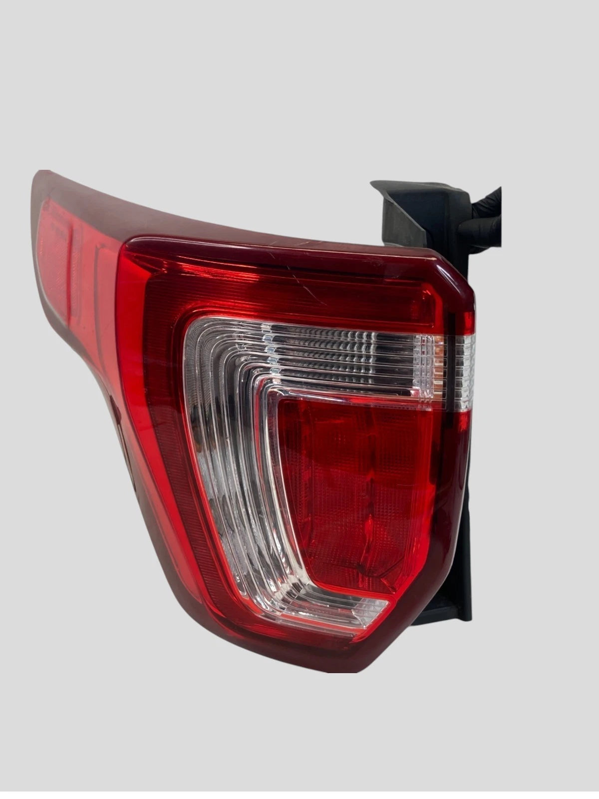 2016-2019 FORD POLICE INTERCEPTOR UTILITY REAR RIGH SIDE TAILLIGHT TAIL LAMP OEM
