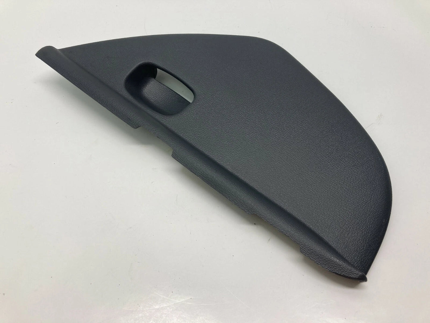 07-10 HYUNDAI ELANTRA RIGHT PASSENGER SIDE DASH END CAP TRIM COVER 847182H000