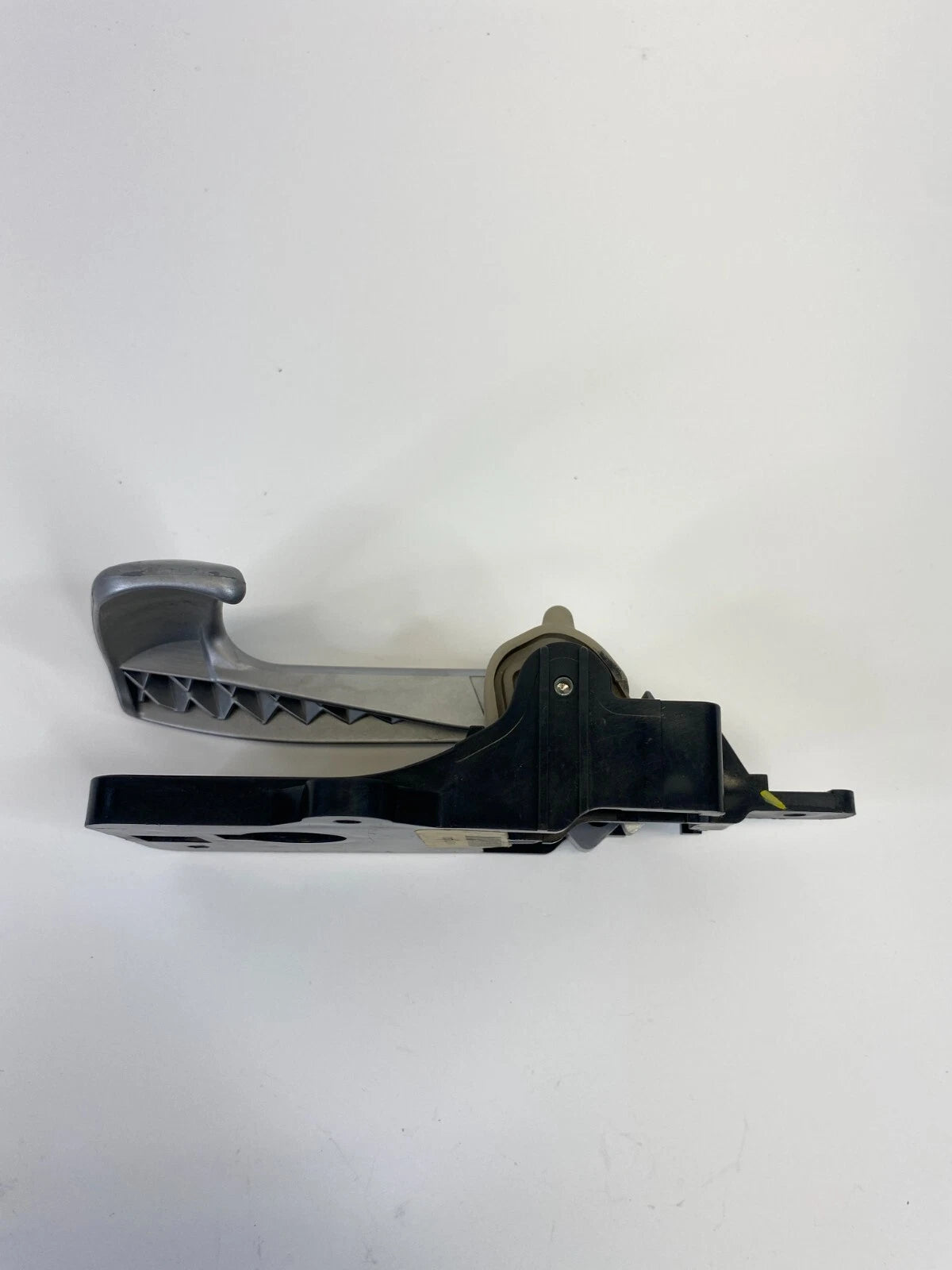 2007-2009 HYUNDAI SANTA FE FRONT RIGHT PASSENGER INTERIOR DOOR HANDLE ASSY OEM