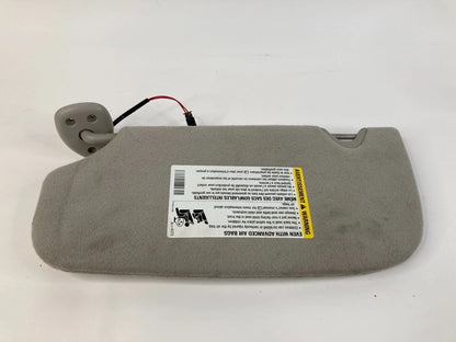 2005 2006 2007 GMC ENVOY FRONT RIGHT PASSENGER SUNVISOR SUN VISOR W ILLUMINATION