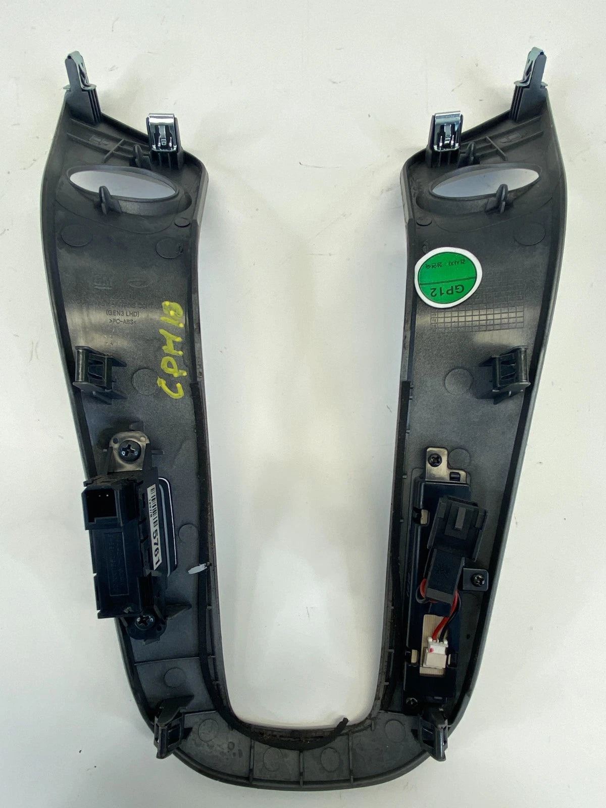 2011-2016 CHEVROLET CRUZE A/T CENTER CONSOLE SHIFTER PANEL TRIM BEZEL SURROUND