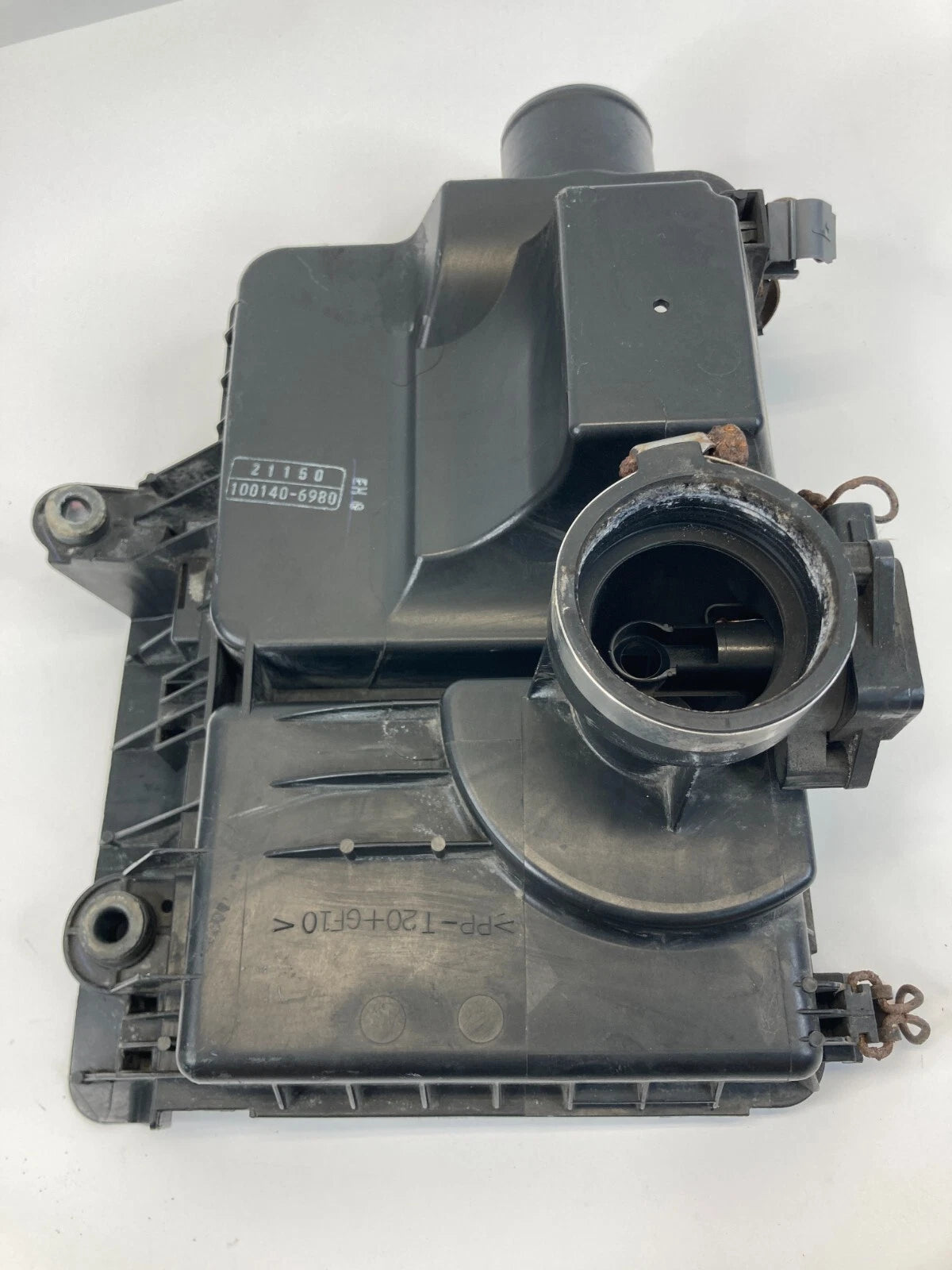 2004-2009 TOYOTA PRIUS AIR INTAKE FILTER BOX LOWER CASE OEM FACTORY 100140-6980