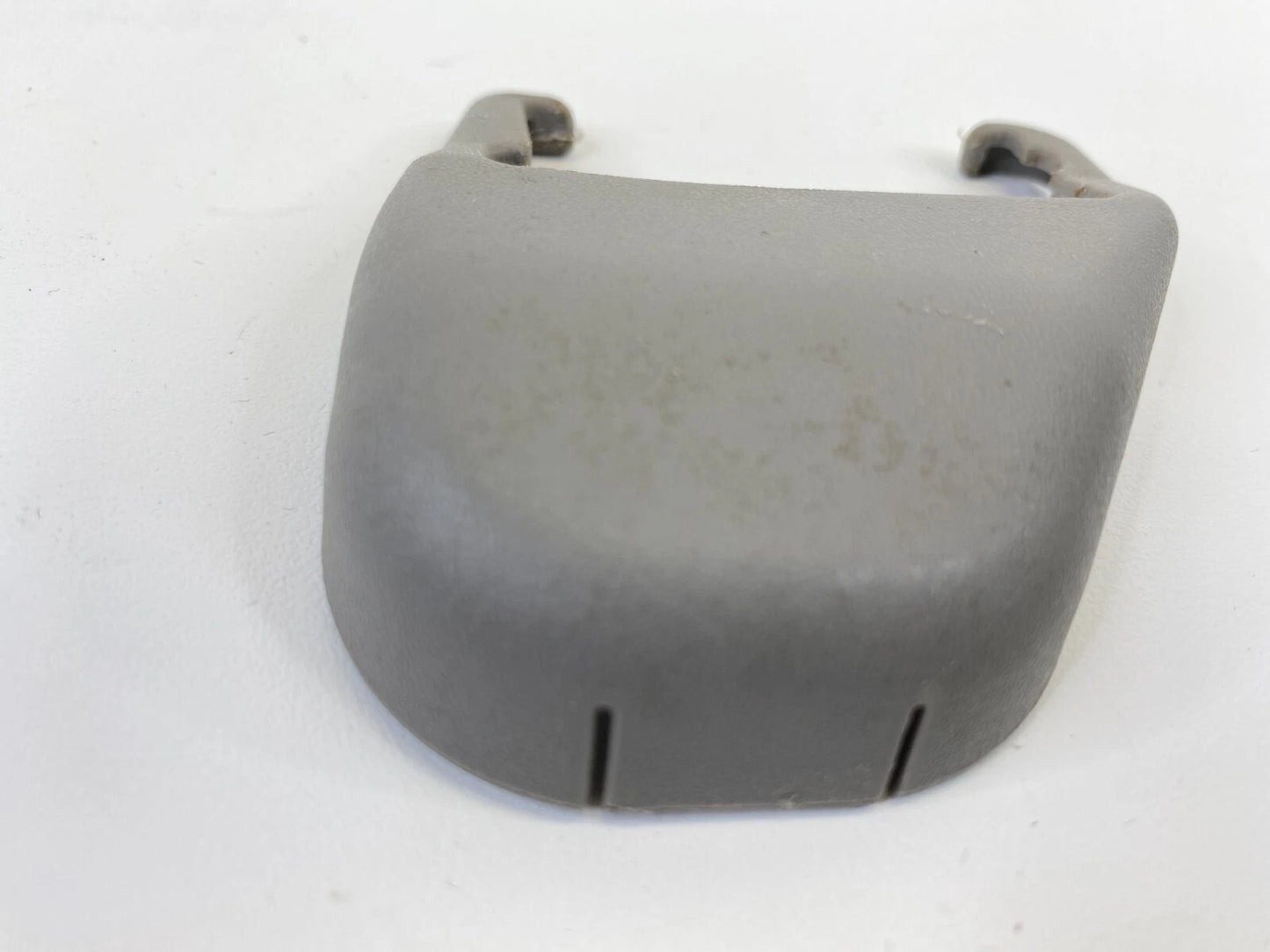2002 2003 02 03 LEXUS ES300 FRONT LEFT SEAT TRACK END COVER CAP TRIM OEM
