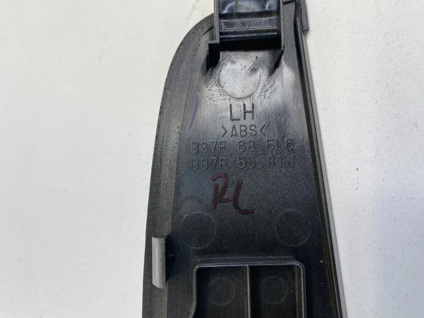 2007-2009 MAZDA 3 MAZDA3 REAR LEFT SIDE DOOR POWER WINDOW SWITCH BEZEL B37F685L6