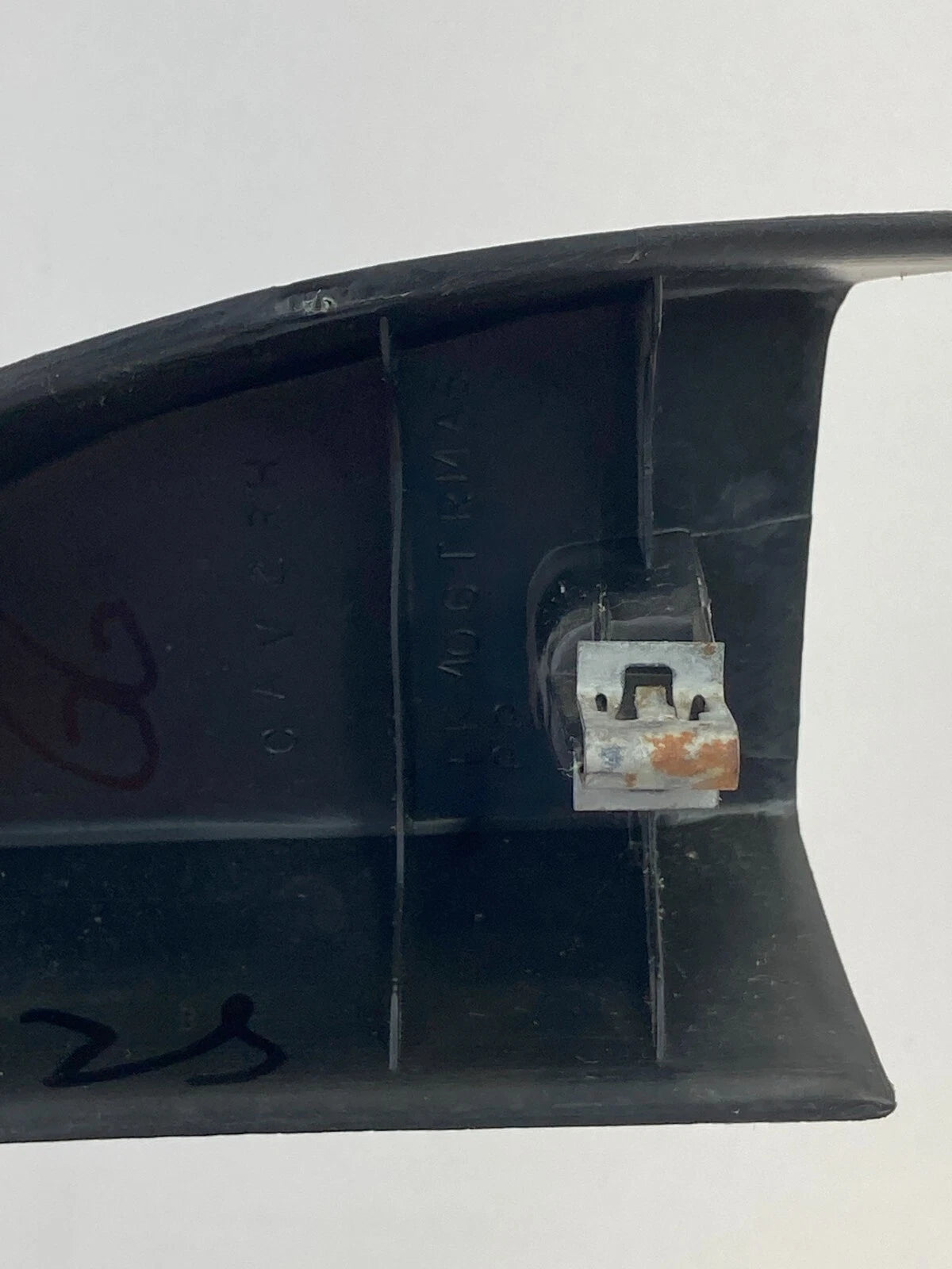 2010-2012 DODGE CALIBER 4-DR INNER FRONT RIGHT DOOR MIRROR COVER 1KM06TRMAB OEM
