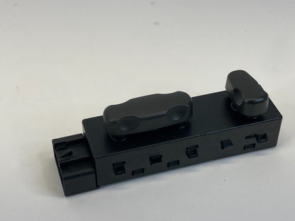 07-14 GMC Yukon Chevy Tahoe Front Right Power Seat Control Switch 12451498 OEM