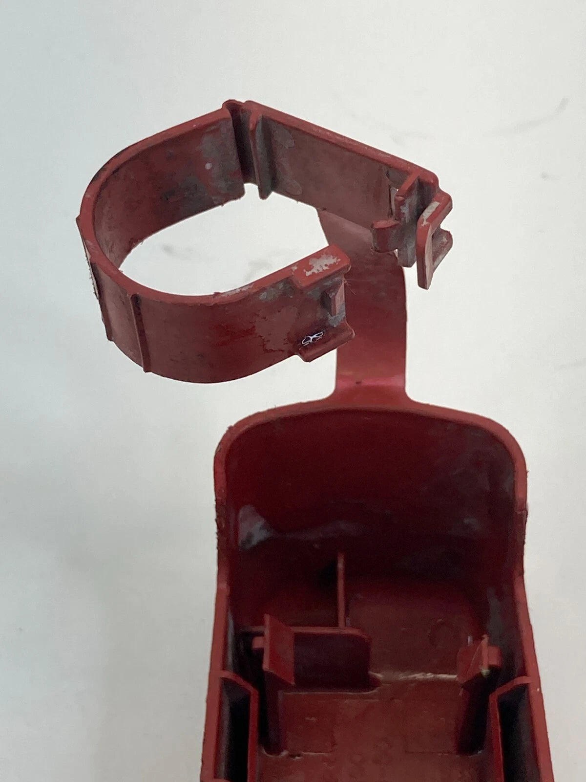 2002 2003 LEXUS ES300 POSITIVE BATTERY TERMINAL CONNECTOR COVER TRIM 82821-12490