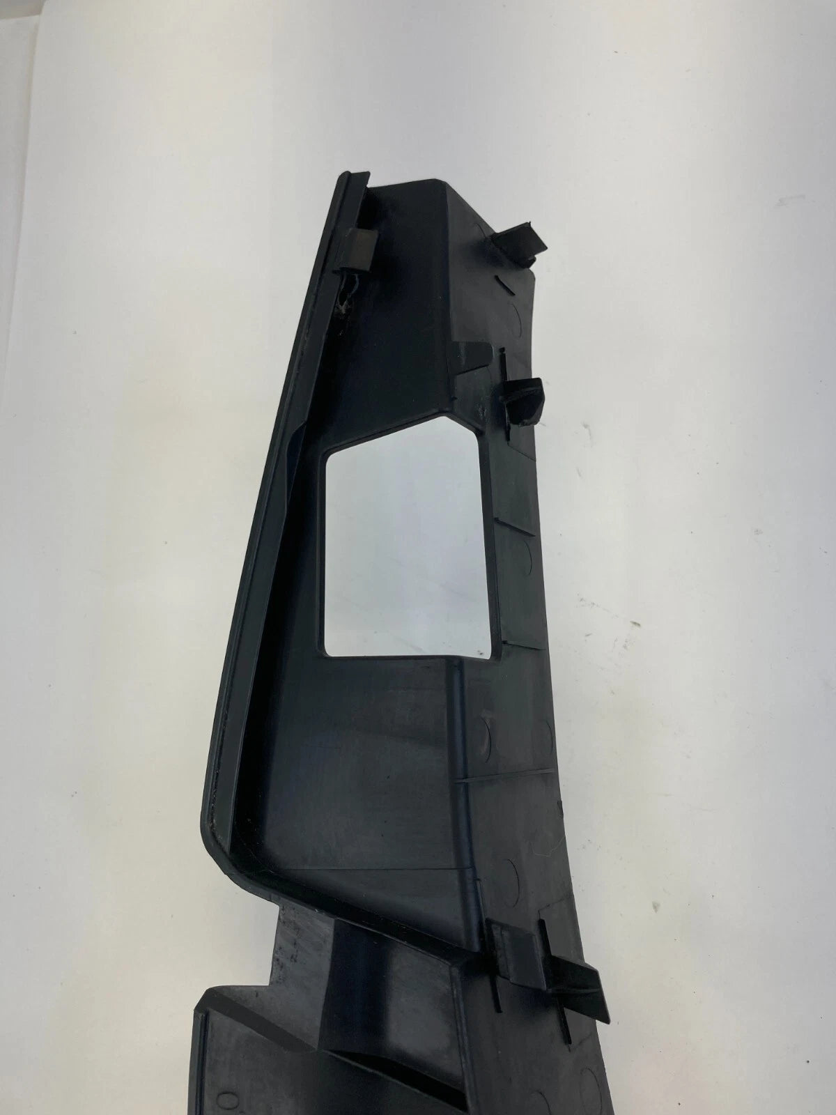 2003-2008 INFINITI FX35 RL INNER BUMPER TAILLIGHT COVER TRIM 85075-CG000 OEM