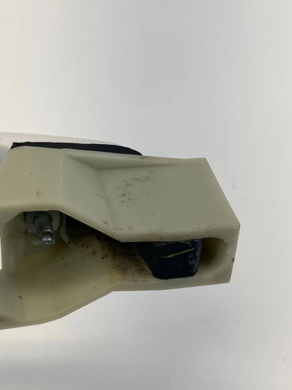 05-10 PONTIAC G6 REAR RIGHT EXTERIOR DOOR HANDLE ASSEMBLY 8554 WHITE OEM