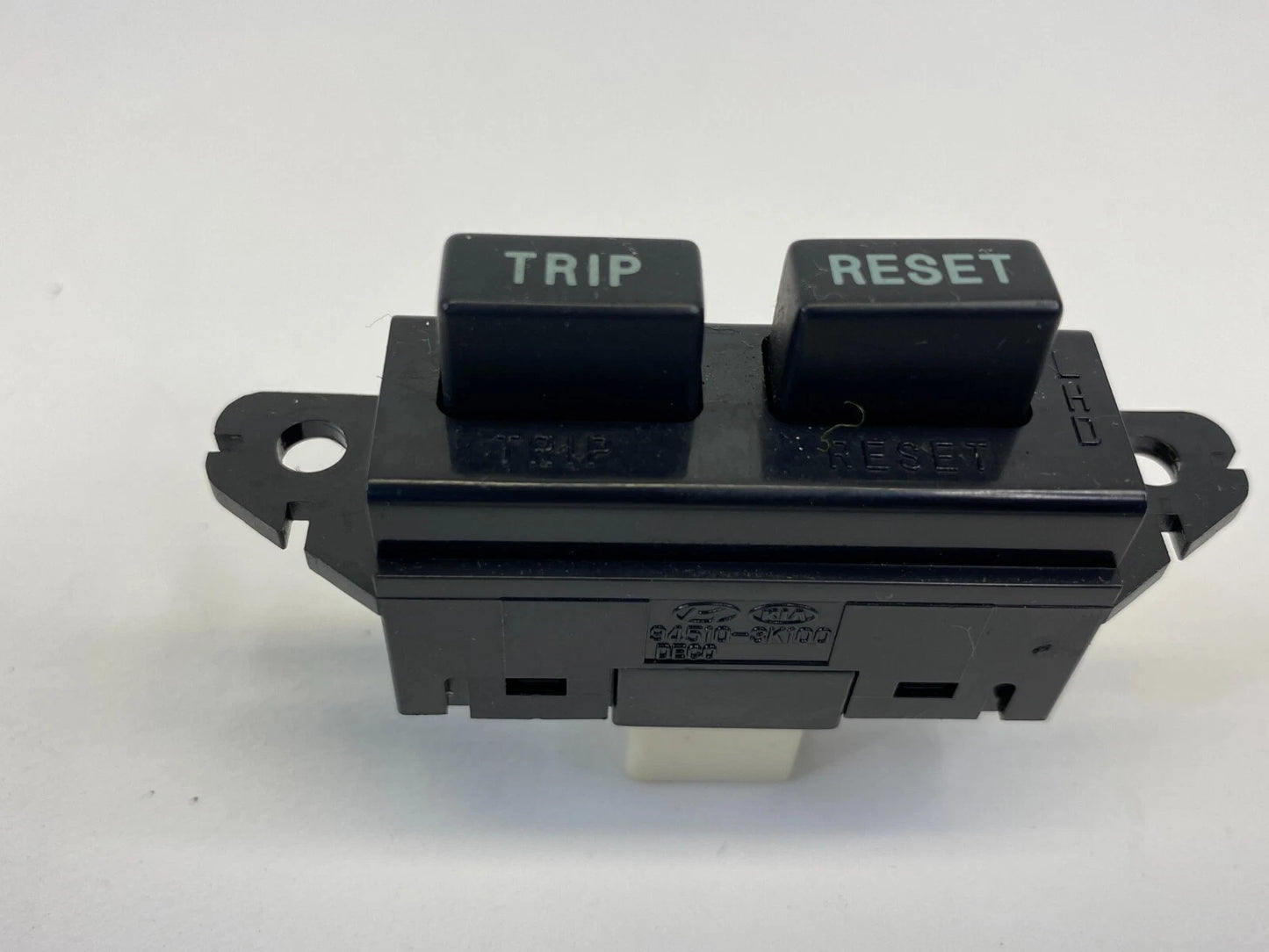 2006-2008 HYUNDAI SONATA FRONT DASH PANEL TRIP RESET BUTTON SWITCH 94510-3K100