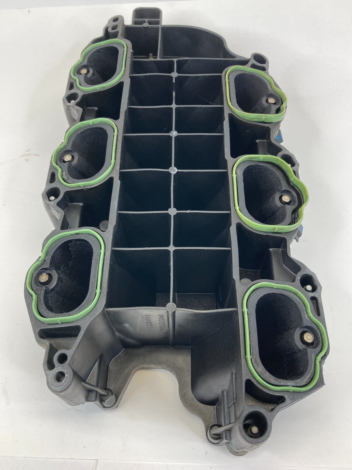 2011-2016 Chrysler Town & Country 3.6L Engine Lower Intake Manifold Assy OEM