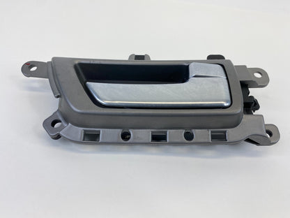 2009-2011 Kia Borrego Right Passenger Inner Door Handle 82623-2J000 OEM