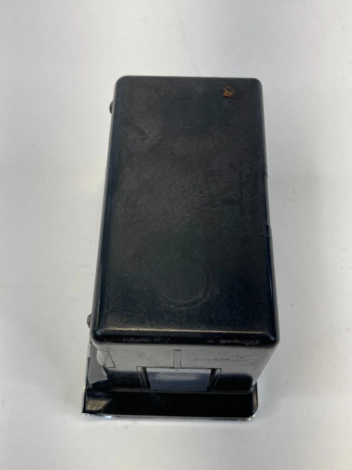 2006 2007 INFINITI M35 M45 CENTER CONSOLE ASHTRAY ASH TRAY OEM