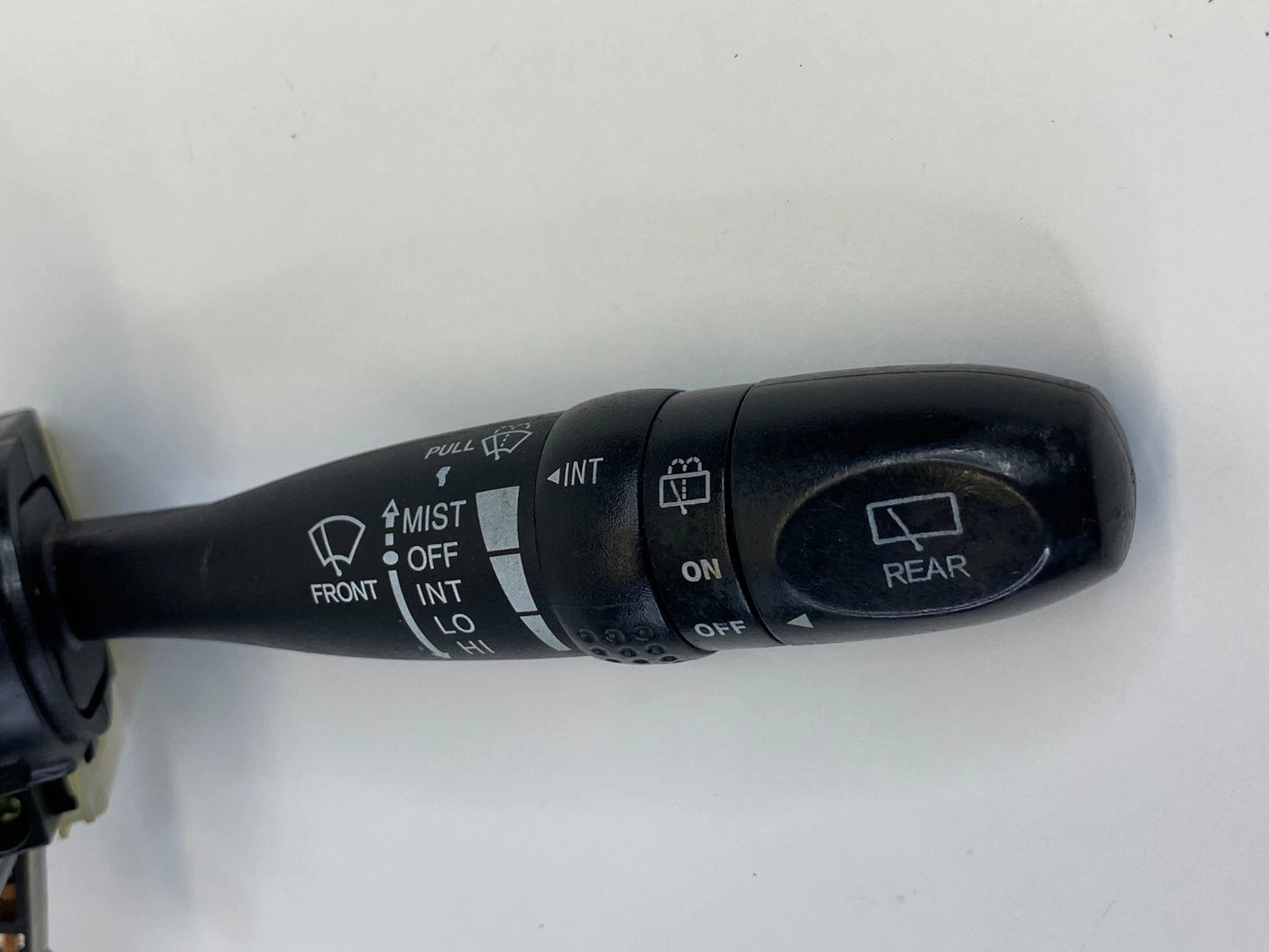 2009-2011 HYUNDAI ACCENT FRONT & REAR WINDSHIELD WIPER CONTROL SWITCH 75733A OEM