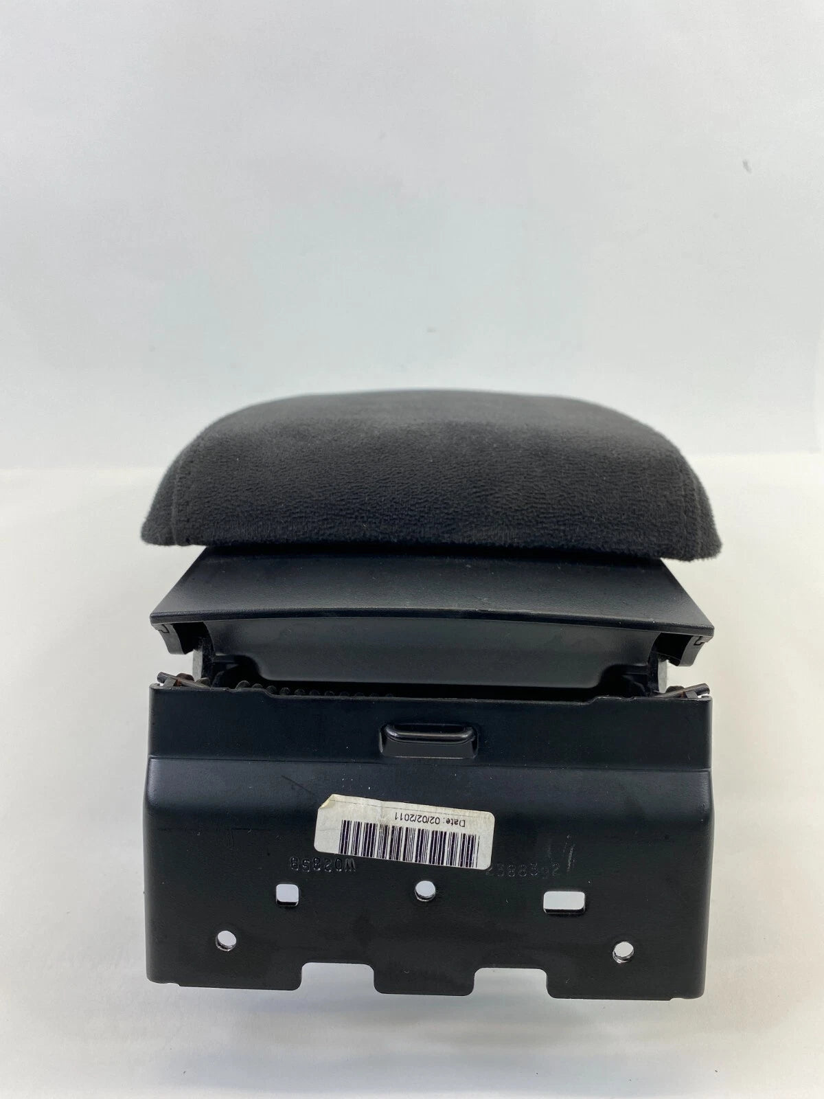 07-12 NISSAN ALTIMA CENTER CONSOLE ARM REST ARMREST LID COMPARTMENT 2388392 OEM