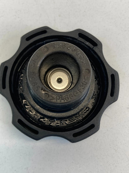 2005-2009 SAAB 9-7X 97X RADIATOR COOLANT RESERVOIR BOTTLE TANK COVER FILLER CAP