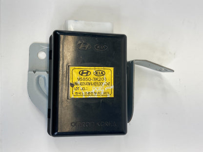 2009 2010 Hyundai Sonata Transmission Key Lock Control Module 95850-3K200 OEM