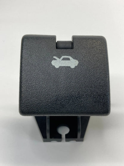 2004 2005 2006 2007 2008 CADILLAC SRX HOOD LOCK LATCH RELEASE HANDLE LEVER OEM