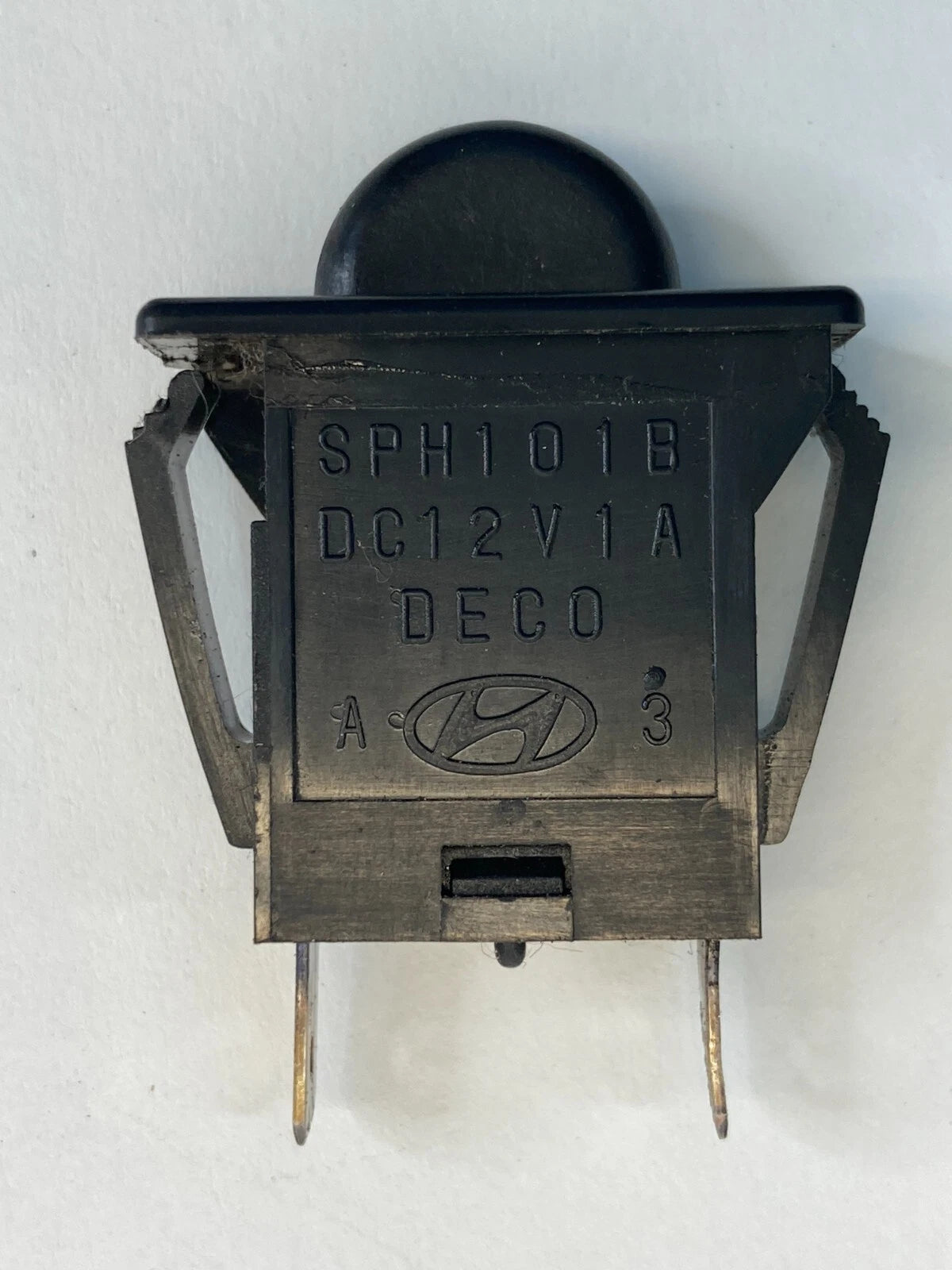 2006-2009 KIA SPORTAGE GLOVE BOX LIGHT LAMP CONTROL SWITCH 93510-21000 OEM