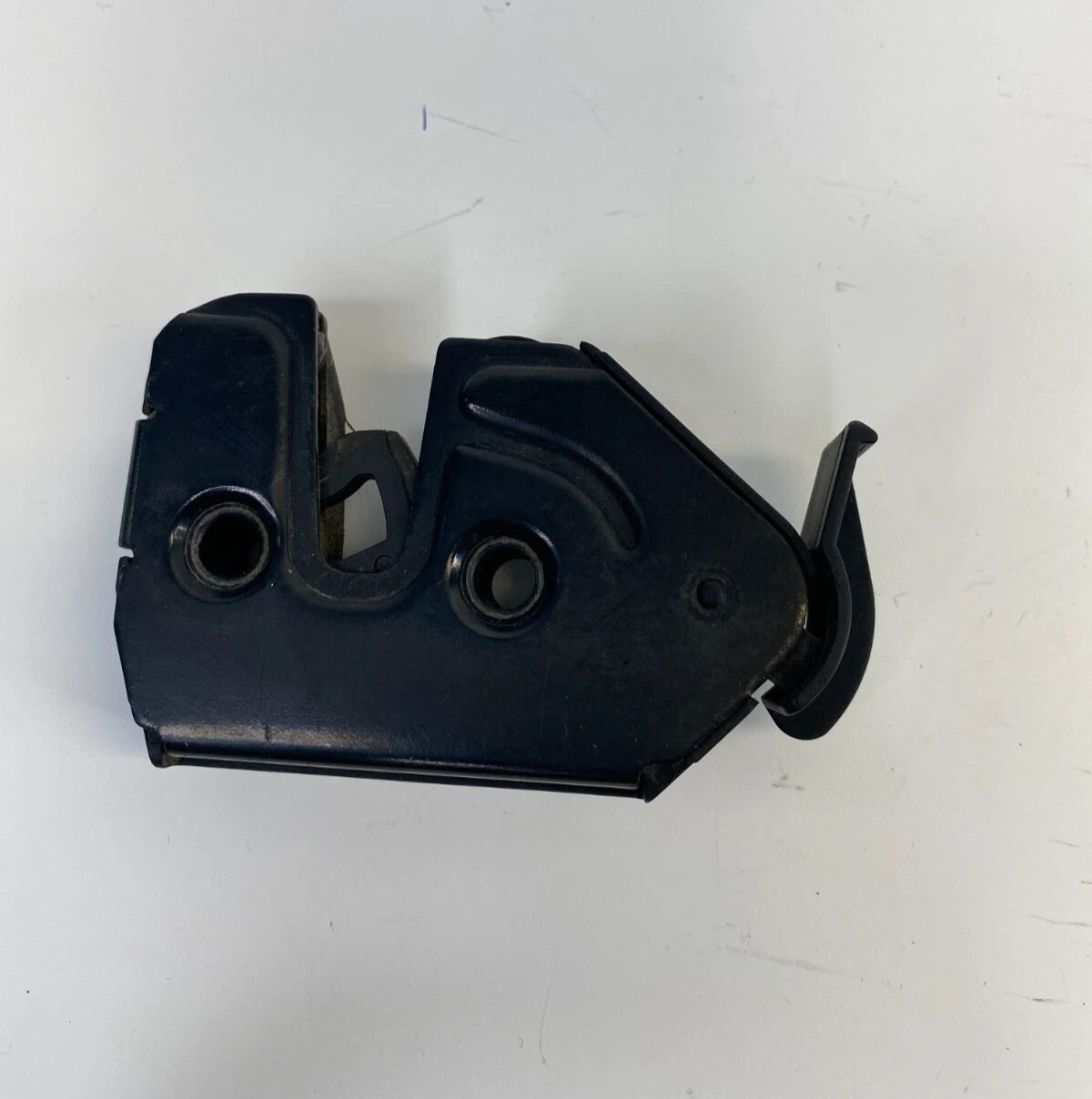 03-12 LAND ROVER RANGE ROVER REAR LEFT LOWER TAILGATE LOCK LATCH OEM 51247016047