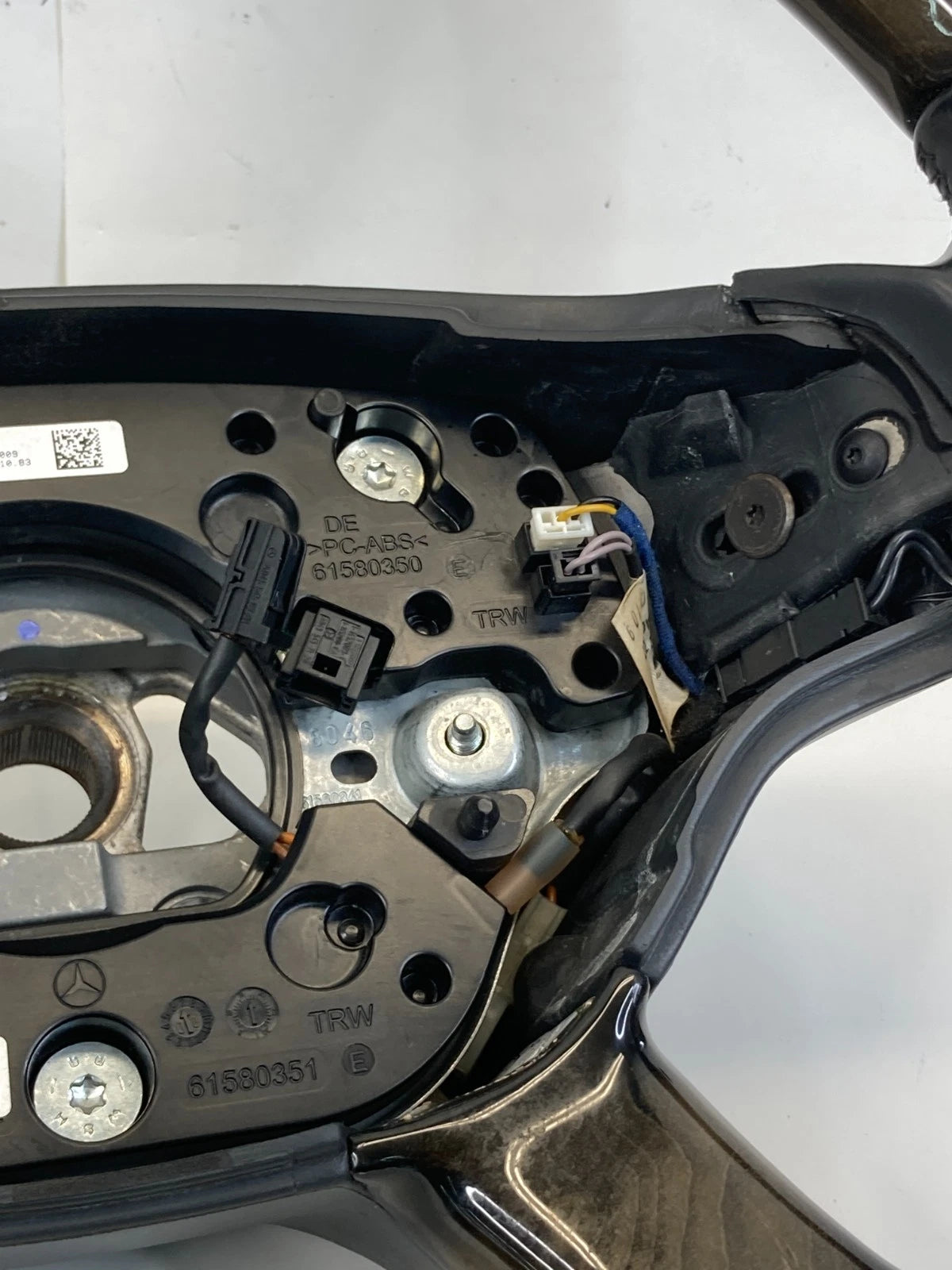 2007-2014 Mercedes CL550 1998-2014 Mercedes CL600 Steering Wheel 2214603403