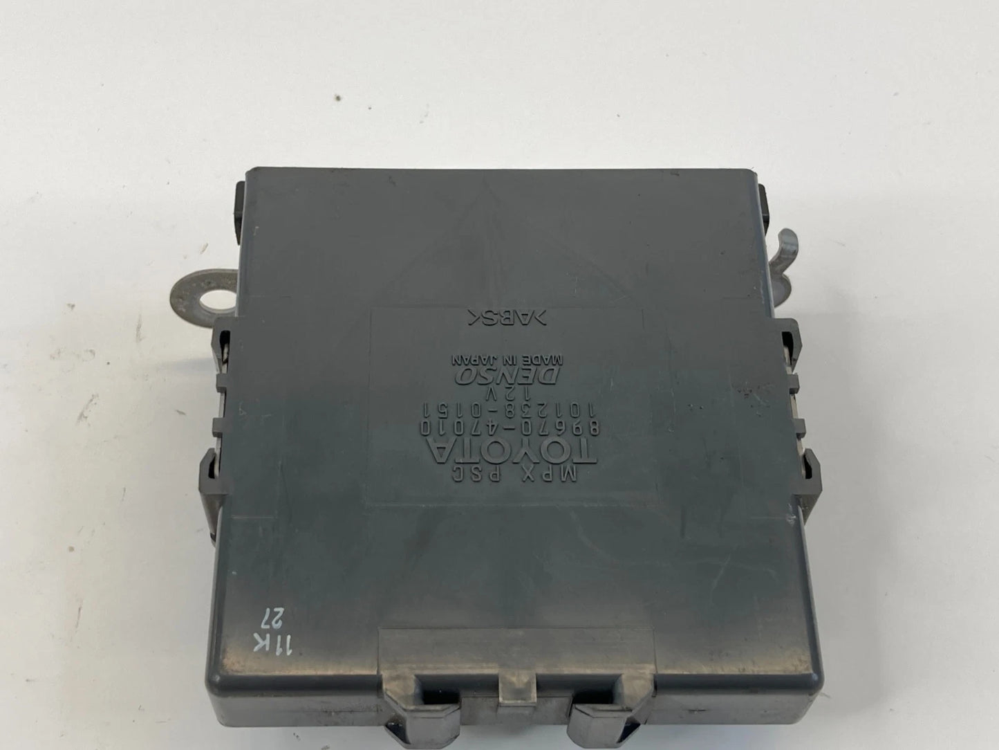 2006-2009 TOYOTA PRIUS POWER SUPPLY SOURCE CONTROL MODULE UNIT 89670-47010 OEM