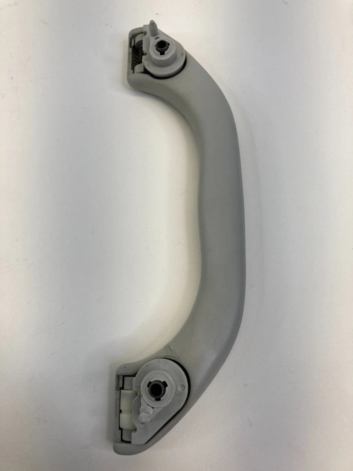 1998-2005 VW PASSAT FRONT LEFT DRIVER ROOF GRAB HANDLE ASSIST 3B0857607B OEM