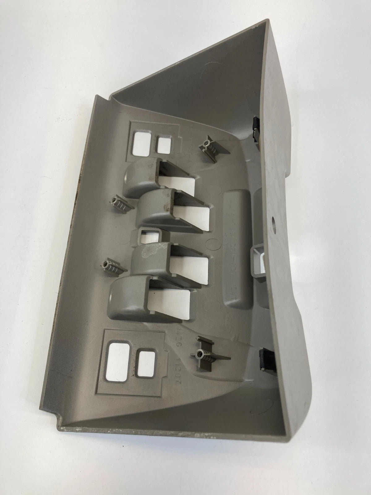 2003-2006 LINCOLN NAVIGATOR CONSOLE WINDOW SWITCH BEZEL OEM 2L7X-78044J76-AD
