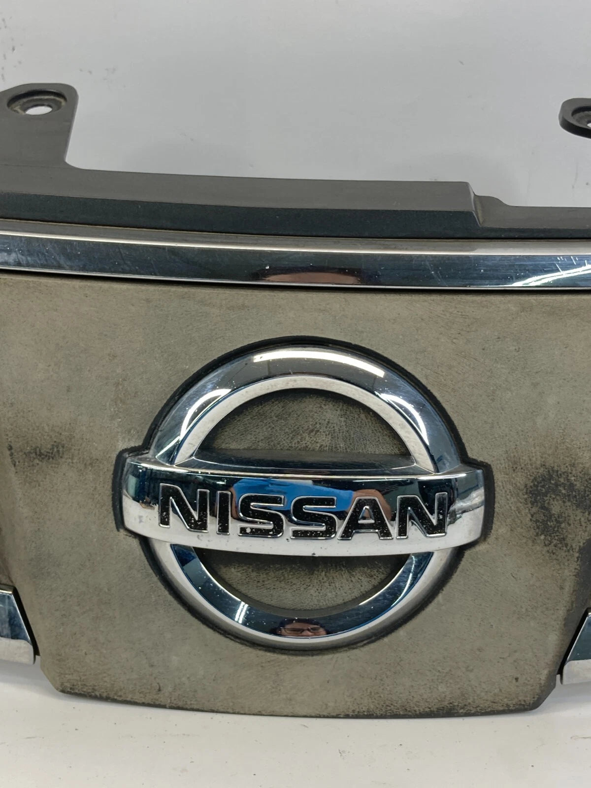 2007-2009 NISSAN VERSA HATCHBACK FRONT UPPER GRILL GRILLE CHROME 62310-EM30A OEM