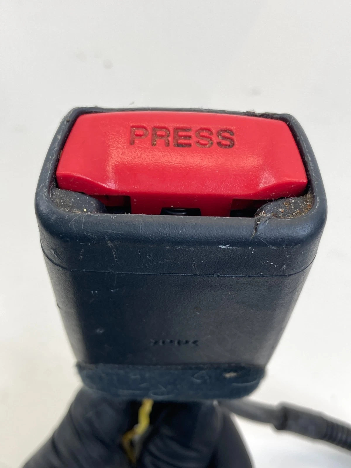 2012-2017 Kia Rio Front Right Passenger Seat Belt Buckle 888401W510HU OEM