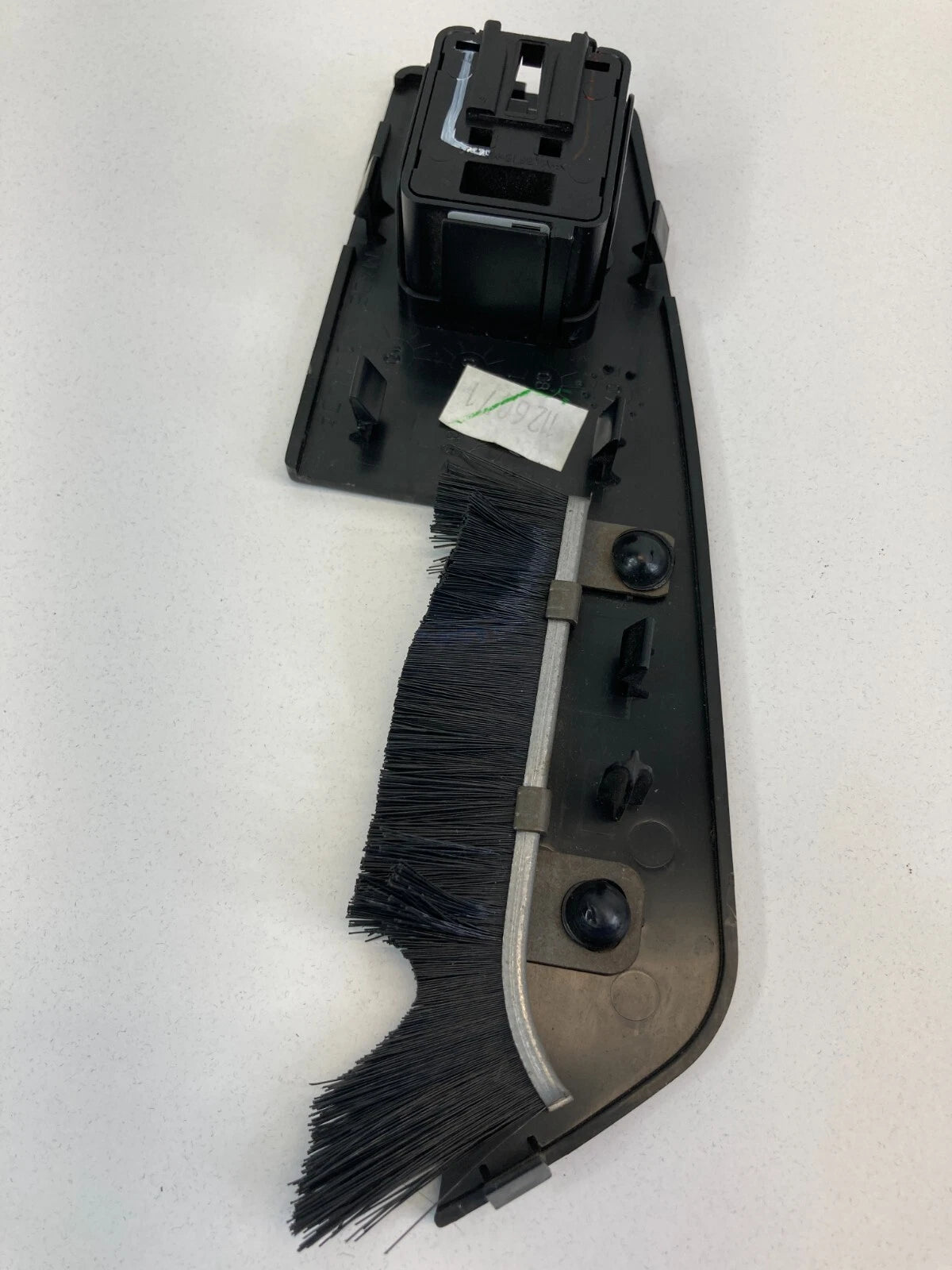 2008-2016 CHRYSLER TOWN & COUNTRY POWER LIFTGATE CONTROL SWITCH W BEZEL TRIM OEM