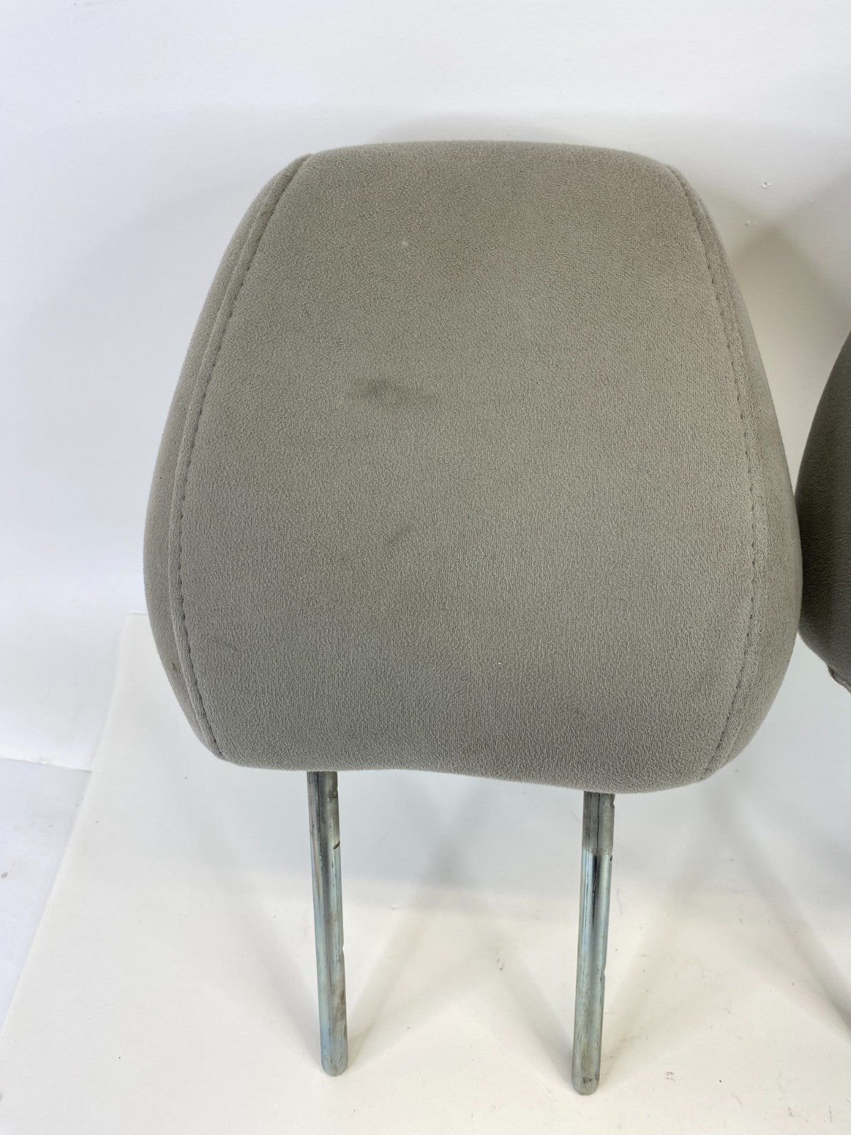 2010-2012 Nissan Altima SEDAN Front Seat Headrest Left Right Head Rest Set Pair