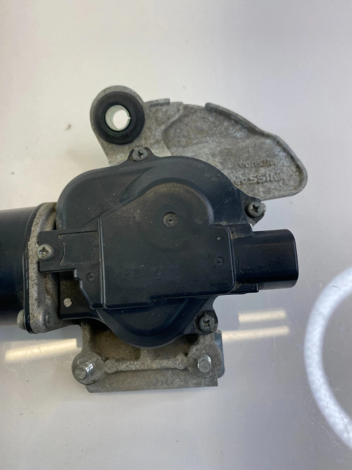 2007-2012 NISSAN ALTIMA SEDAN WINDSHIELD FRONT WIPER MOTOR ASSY OEM 28810JA00A