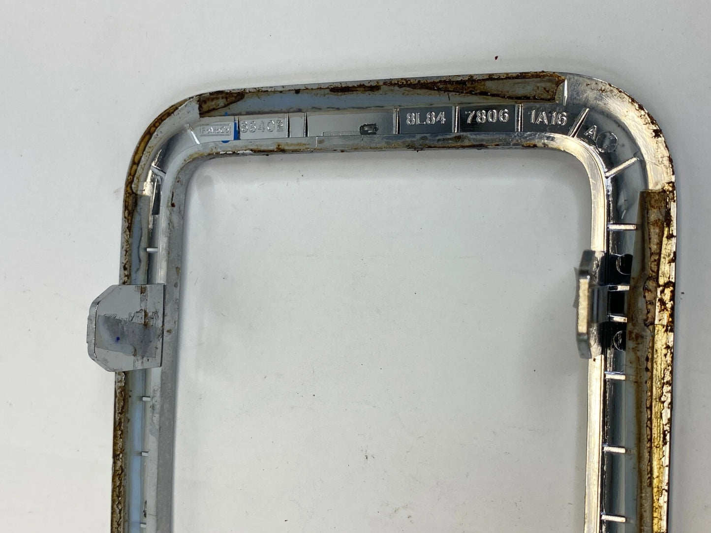 2008-2012 FORD ESCAPE CENTER CONSOLE SHIFTER SHIFT BEZEL SURROUND 8L84-7806-1A16